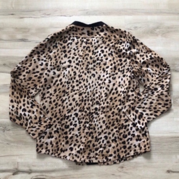 Calvin Klein Leopard Print Blouse with Black Trim - Picture 3 of 8